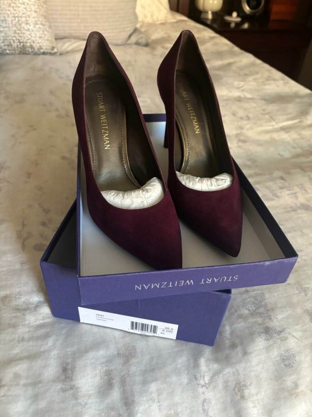 STUART WEITZMAN burgundy suede pointed toe heels